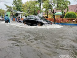 2 Ruas Jalan di Bojonegoro Ini Jadi Langganan Banjir Setiap Hujan
