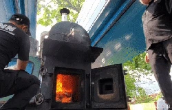 Polisi Bakar Barang Bukti Sabu Senilai Rp 29 M di Sukabumi