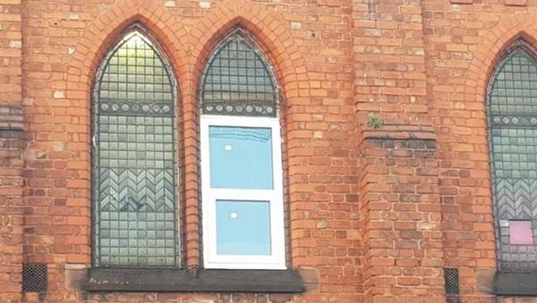 10 Desain Aneh yang Bikin Tepok Jidat, Kok Ada Sih?