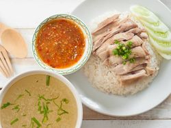 Gawat! Harga Chicken Rice Makin Mahal, Banyak Gerai di Singapura Bakal Tutup