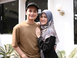 Kebahagiaan Alvin Faiz Jadi Suami Henny Rahman