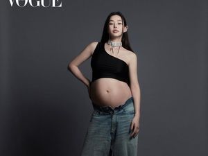 8 Gaya Honey Lee Maternity Shoot, Pilih Baju Seksi Saat Hamil Besar 8 Gaya Honey Lee Maternity Shoot, Pilih Baju Seksi Saat Hamil Besar
