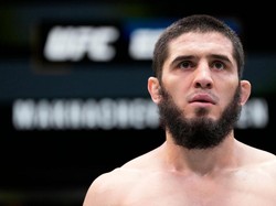 Menanti Adu Gulat: Charles Oliveira Vs Islam Makhachev
