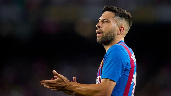 BARCELONA, SPAIN - MAY 22: Jordi Alba of FC Barcelona reacts during the LaLiga Santander match between FC Barcelona and Villarreal CF at Camp Nou on May 22, 2022 in Barcelona, Spain. (Photo by Manuel Queimadelos/Quality Sport Images/Getty Images)