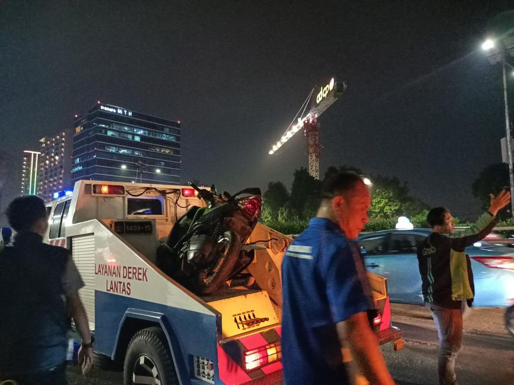 Polisi Amankan Sopir Pajero Terkait Tabrakan Maut di Depan Menara Saidah