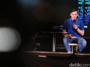 Selamat Ramadan dari Mesut Ozil dan Sederet Pesepakbola Dunia Selamat Ramadan dari Mesut Ozil dan Sederet Pesepakbola Dunia