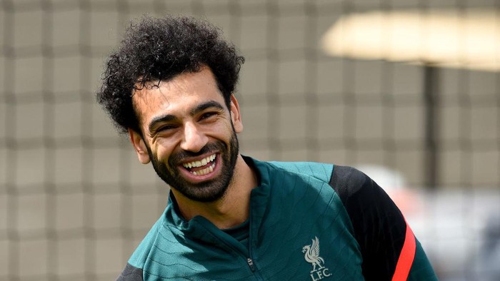 KIRKBY, ENGLAND - MAY 25: (THE SUN OUT, THE SUN ON SUNDAY OUT) Mohamed Salah of Liverpool during a training session at AXA Training Centre on May 25, 2022 in Kirkby, England. (Photo by Andrew Powell/Liverpool FC via Getty Images)