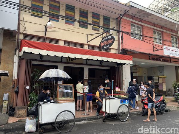 10 Kedai Kopi Legendaris di Indonesia, Ada yang Usianya Sudah 105 Tahun!