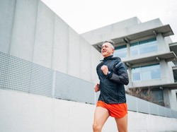 Ini Manfaat & Jenis Olahraga yang Cocok untuk Penderita Hipertensi!