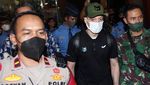 Tengok Lagi Momen Mesut Oezil Tiba di Jakarta