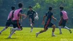 Thomas Doll Pimpin Latihan Persija, Begini Suasananya