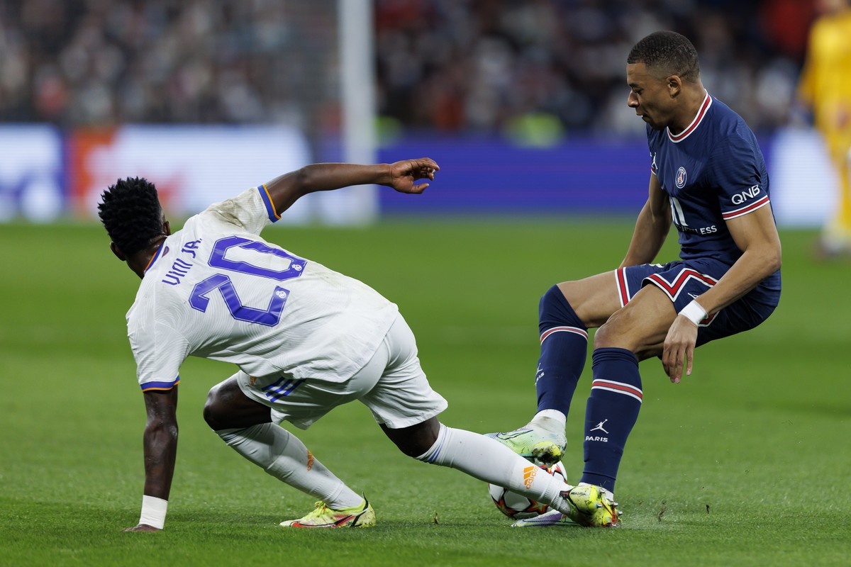 Vincius Jr. buka suara usai Kylian Mbappe menolak bergabung Real Madrid. (Foto: DeFodi Images via Getty Images/DeFodi Images)