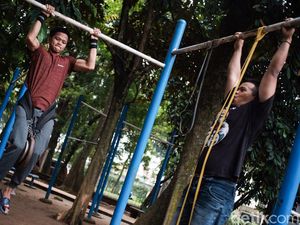 Bentuk Otot Nggak Harus ke Gym, Coba Nih Street Workout