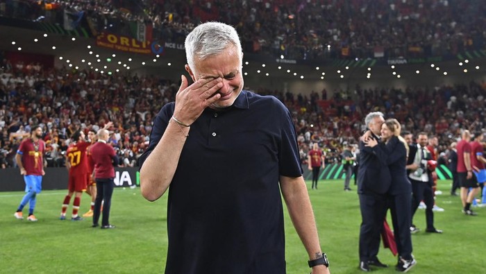TIRANA, ALBANIA - MAY 25: Jose Mourinho, Head Coach of AS Roma reacts following their sides victory in the UEFA Conference League final match between AS Roma and Feyenoord at Arena Kombetare on May 25, 2022 in Tirana, Albania. (Photo by Tullio Puglia - UEFA/UEFA via Getty Images)