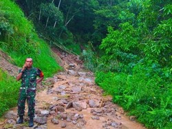 Jalan Poros Gowa-Sinjai Diterjang Longsor, Akses Terputus