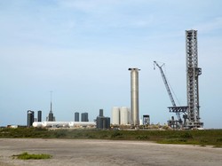 Peluncuran Roket Starship SpaceX Ditunda