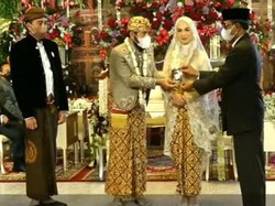 Sejumlah Ketum Parpol Pendukung Jokowi Hadiri Pernikahan Ketua MK