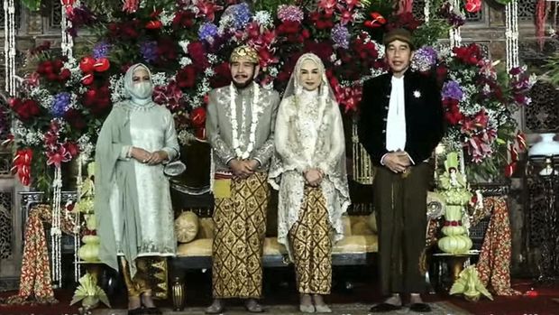 Pernikahan Ketua MK Anwar Usman dan Ida Yati, adik Presiden Jokowi, di Graha Saba, Solo, Kamis (26/5).