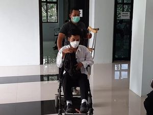 Perjuangan Peserta UTBK 2022: Pasca Operasi Tetap Ikut Ujian Demi Masuk ITS Perjuangan Peserta UTBK 2022: Pasca Operasi Tetap Ikut Ujian Demi Masuk ITS