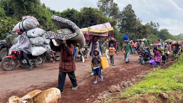 Potret Warga Sipil Kongo Melarikan Diri Gegara Konflik