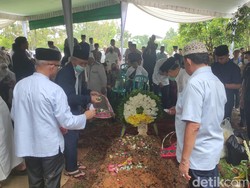 Waket DPRD Palembang Azhari Meninggal Dunia