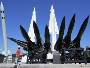 Semenanjung Korea Memanas, AS dan Korsel Pamer Rudal di Museum Perang