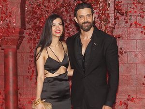 Saba Azad Makin Akrab dengan Anak-anak Hrithik Roshan, Rayakan Natal Bareng Saba Azad Makin Akrab dengan Anak-anak Hrithik Roshan, Rayakan Natal Bareng