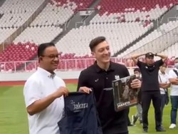 Anies Baswedan Bertemu Ozil di GBK: Welcome to Jakarta!