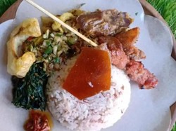 Heboh Nasi Uduk Dendeng Babi, DPR Aceh: ini Penghinaan!