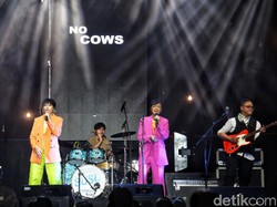 Momen Brian Manggung Pertama Kali Tanpa Sheila on 7 di BNI Java Jazz