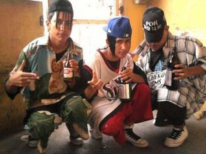 Cholombianos yang Viral di Meksiko, Hidupnya Untuk Berjoget