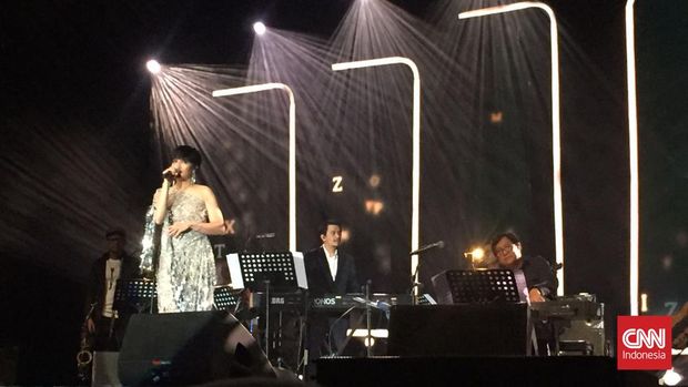 Erwin Gutawa feat. Ruth Sahanaya, Lea Simanjuntak, Andmesh Kamaleng di Java Jazz 2022