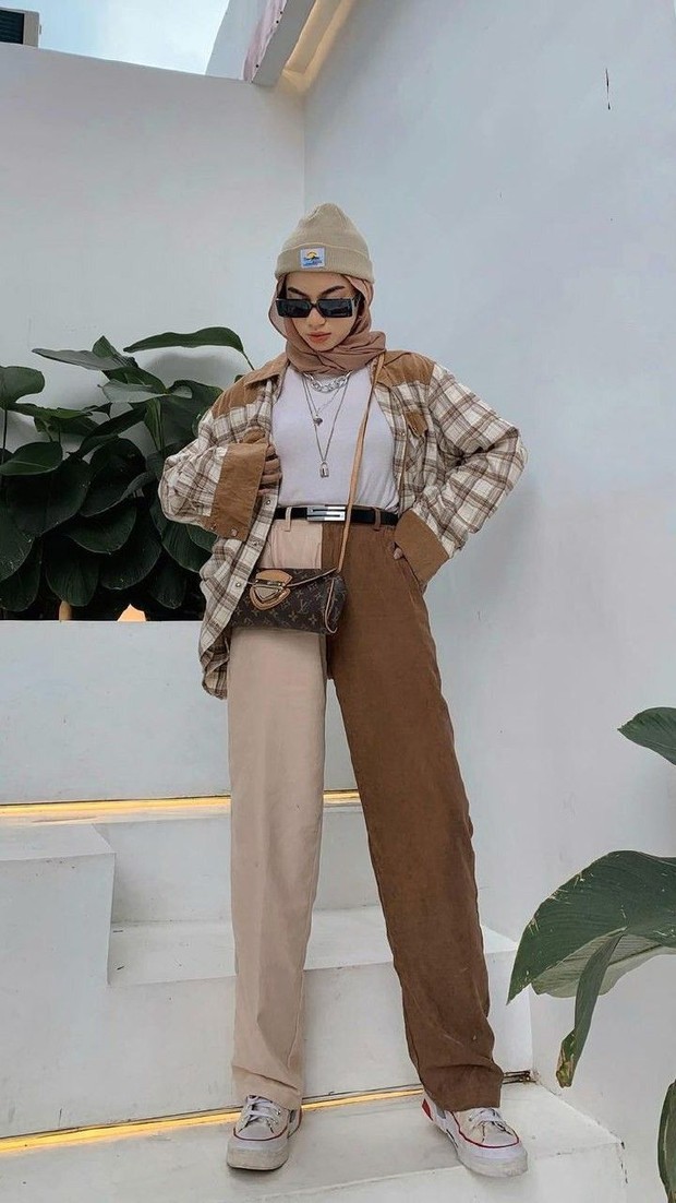 Gaya fashion layering