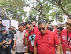 Benarkah Elite PDIP Tak Hadiri Pernikahan Adik Jokowi? Hasto Jawab Begini