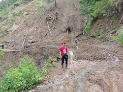 Longsor Kembali Putuskan Jalan Poros di Toraja, 2 Kecamatan Terisolir