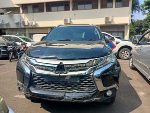 Kondisi Pajero Maut Usai Seruduk Mobil-Motor di Depan Menara Saidah