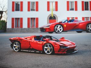 Lego Technic Ferrari Daytona SP3, Versi Mini tapi Seseksi Aslinya