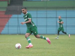 Terdepak dari PSM Makassar, Julyano Ikut Trial Bersama PSMS Medan Terdepak dari PSM Makassar, Julyano Ikut Trial Bersama PSMS Medan