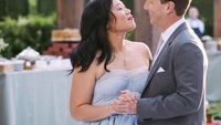 Mesra Banget, Zuckerberg Ulang Momen Pernikahan dengan Istri