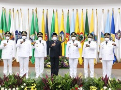 Lantik 6 Pj Kepala Daerah di Papua, Mendagri: Tolong Jaga Keamanan!