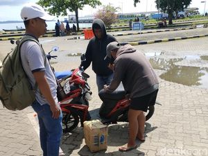 Marak Calo di Pelabuhan Bajoe Bone, Pengusaha Ekspedisi Soroti E-Tiket Marak Calo di Pelabuhan Bajoe Bone, Pengusaha Ekspedisi Soroti E-Tiket