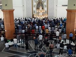 KH Ahmad Syafii Maarif Wafat, Ribuan Warga Tasik Gelar Salat Gaib