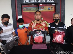 Gerombolan Pesilat di Jombang Keroyok-Bakar Motor Pendekar Perguruan Lain