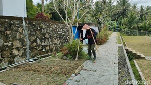 Snapshots: Liang Lahad Buya Syafii Maarif di Makam Husnul Khotimah