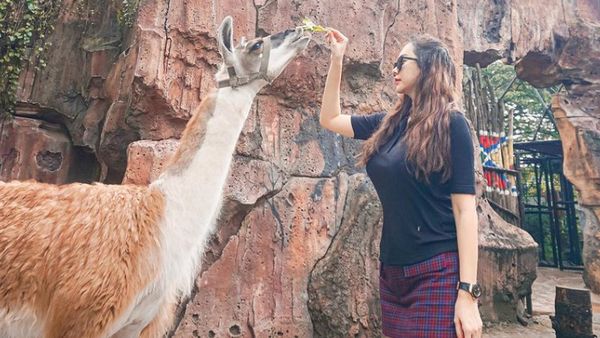 Nggak Ada Matinya! 5 Pesona Aura Kasih yang Disebut Istri Idaman