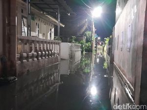 Dear Bobby, Hujan Sebentar Medan Tergenang Lagi Dear Bobby, Hujan Sebentar Medan Tergenang Lagi