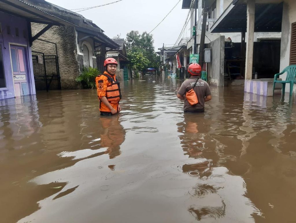 7 Lokasi di Tangsel Terendam Banjir Usai Diguyur Hujan Deras