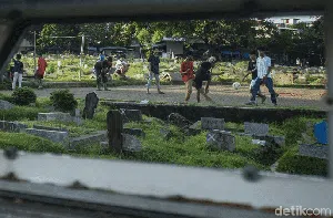 Potret Permukiman di Sisi Pembaringan Potret Permukiman di Sisi Pembaringan