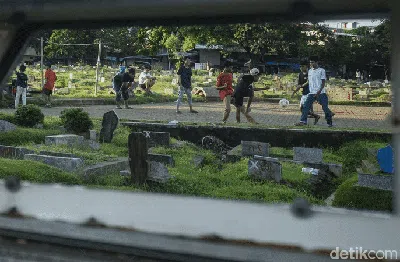 Potret Permukiman di Sisi Pembaringan