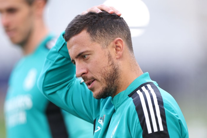 PARIS, FRANCE - MAY 27: Eden Hazard of Real Madrid during a Real Madrid Training Session at Stade de France on May 27, 2022 in Paris, France. Real Madrid will face Liverpool in the UEFA Champions League final on May 28, 2022. (Photo by Robbie Jay Barratt - AMA/Getty Images)